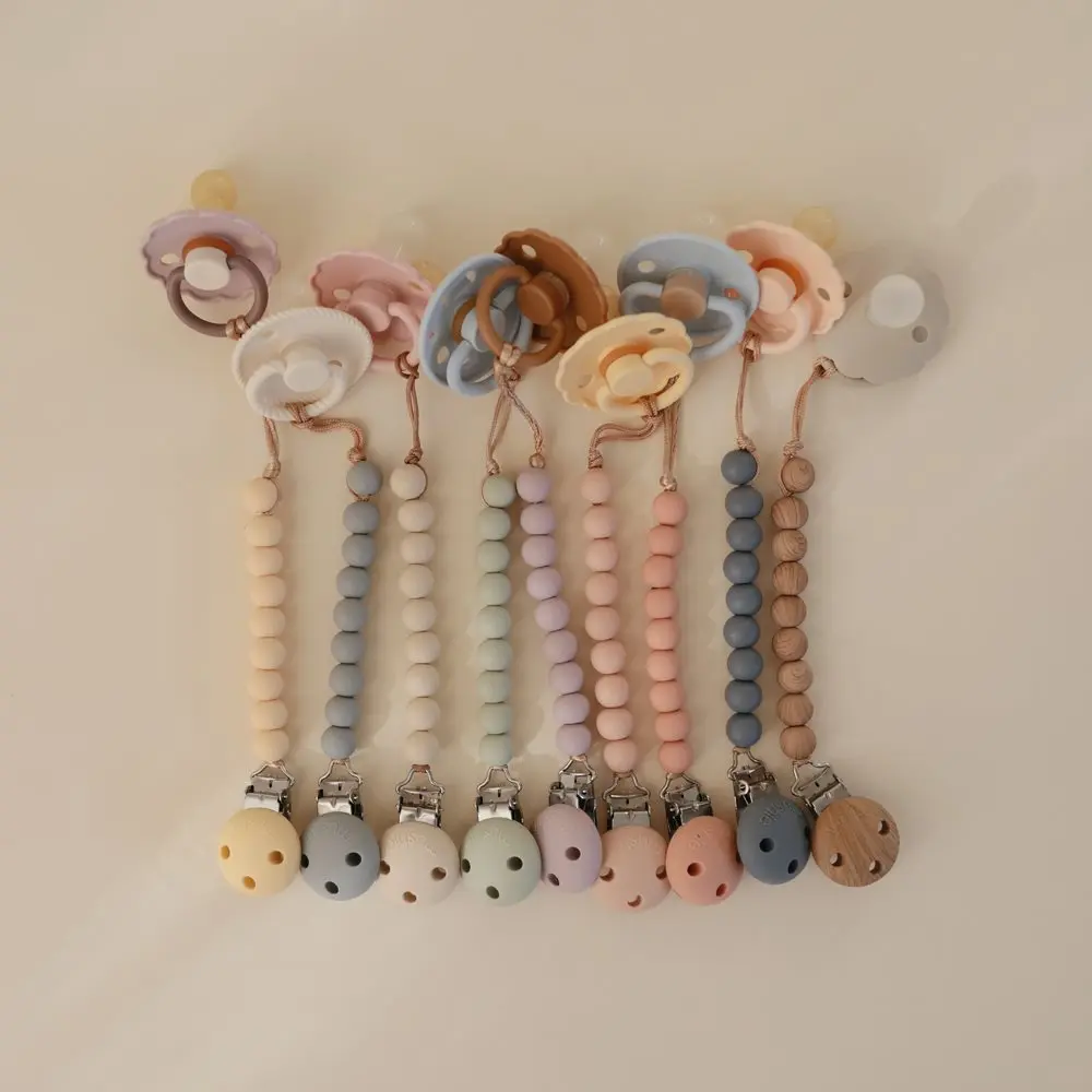 MUSHIE PACIFIER CLIP