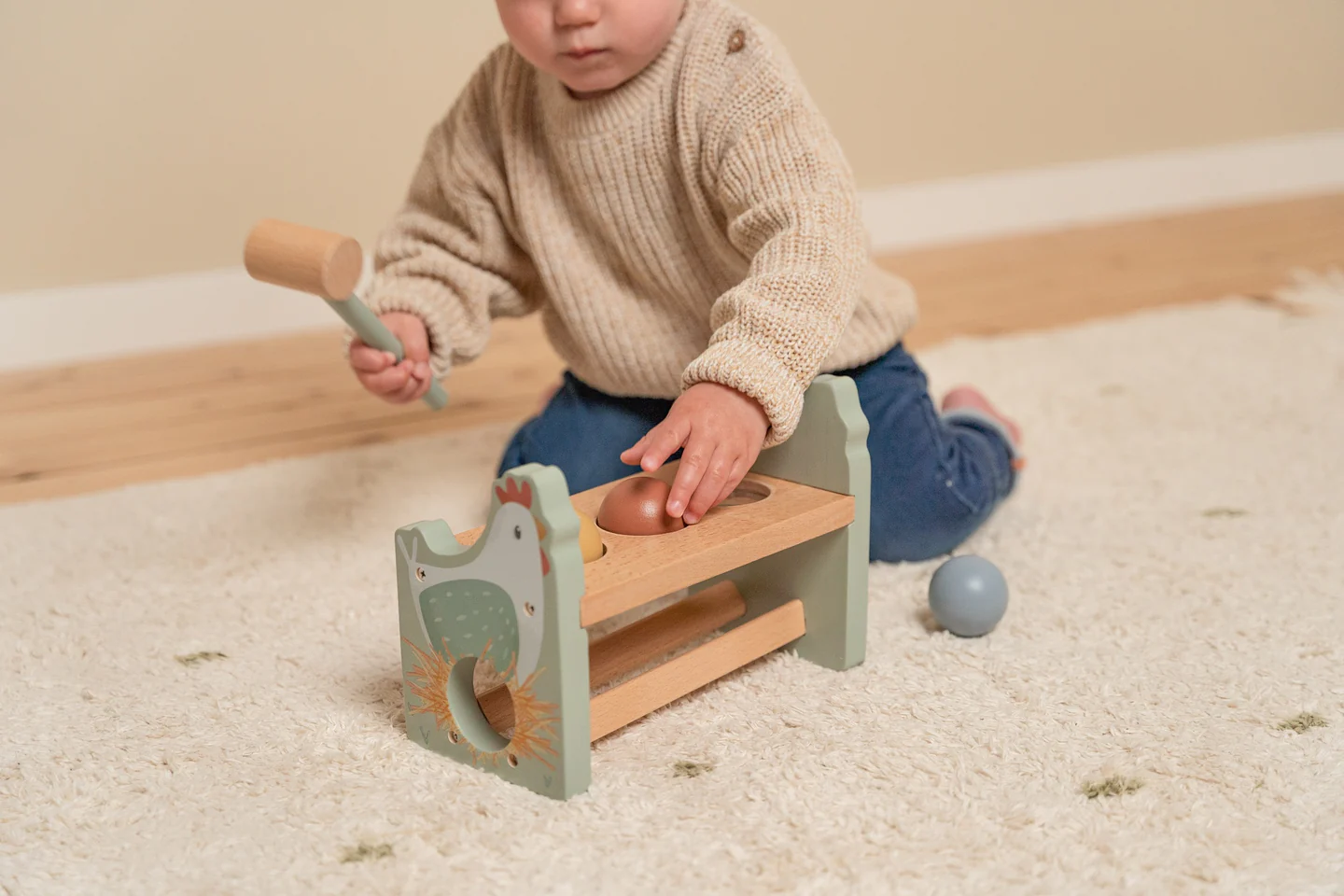 LITTLE DUTCH POUNDING BENCH WITH ROLLING BALLS - Image 4