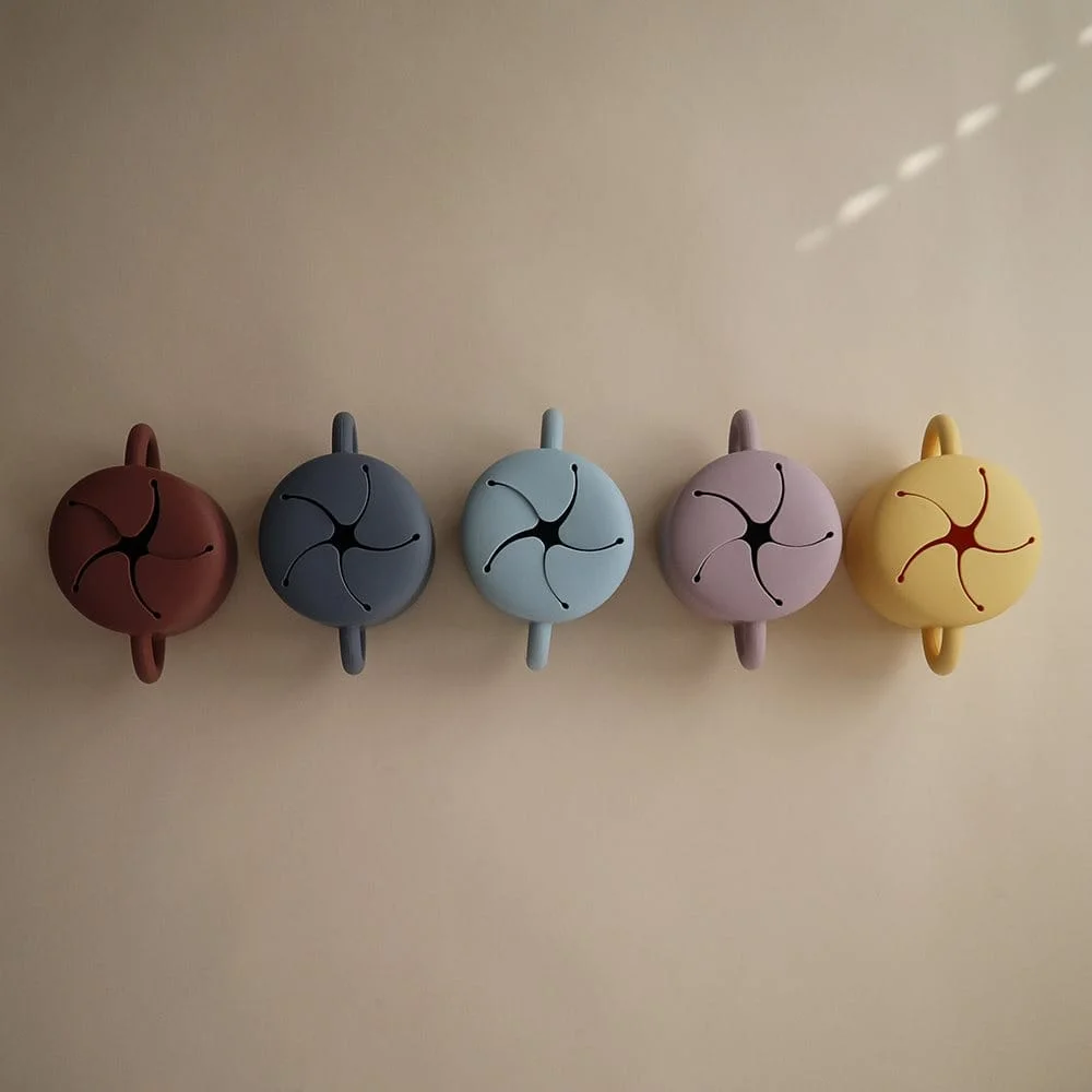 MUSHIE SILICONE SNACK CUP