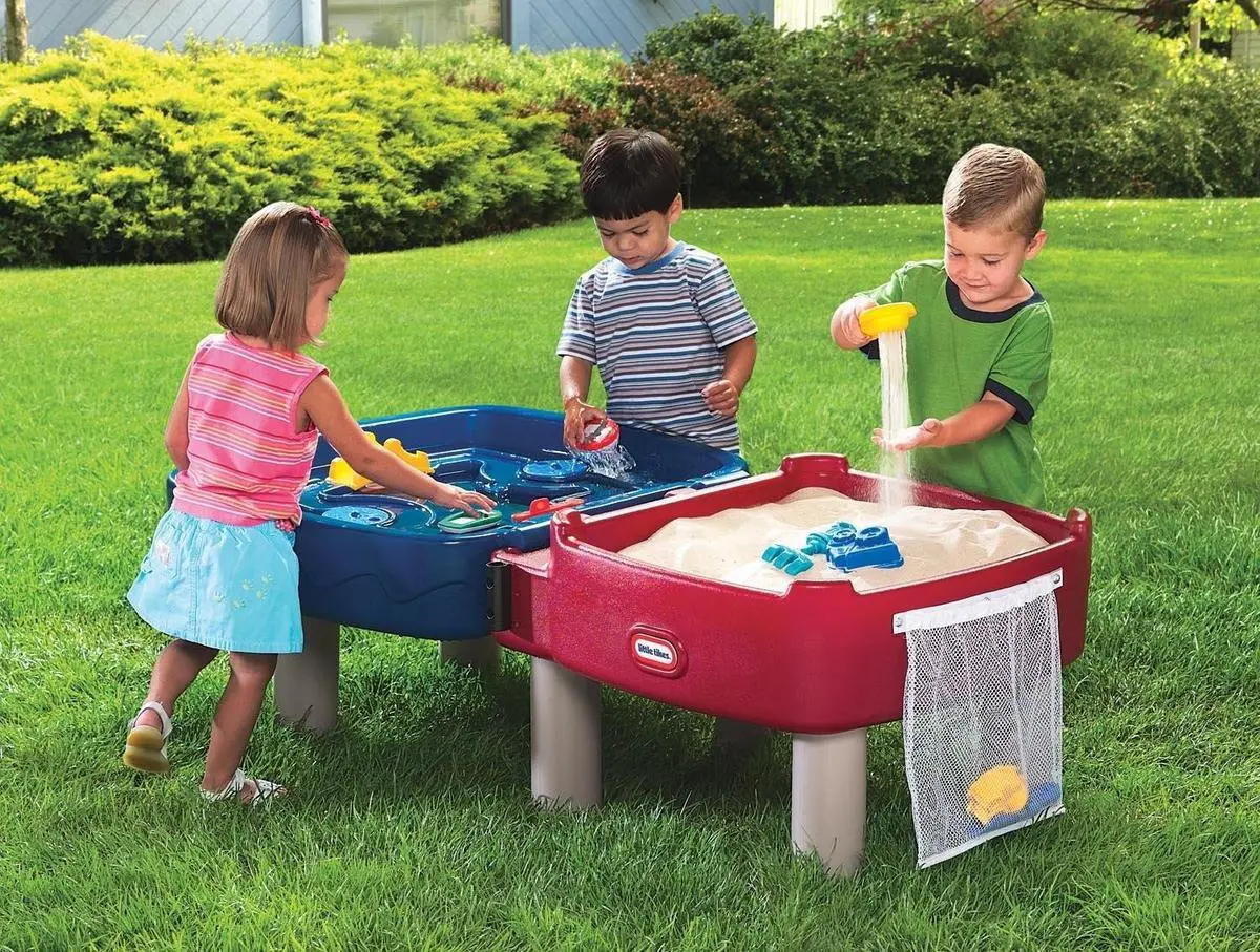 LITTLE TIKES SAND AND WATER TABLE